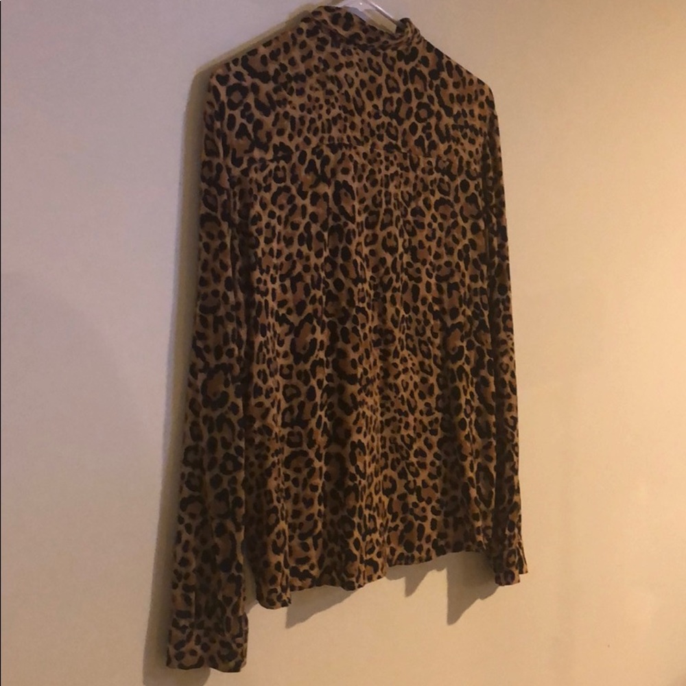 Leopard button down - Picture 4 of 5